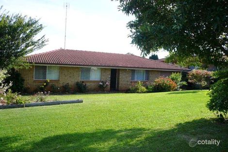 32 Agnes St, Centenary Heights, QLD 4350