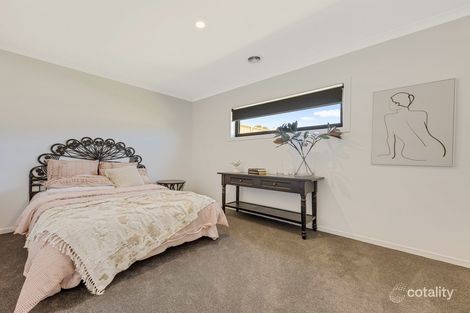 Property photo of 12 Keysor Way Wodonga VIC 3690