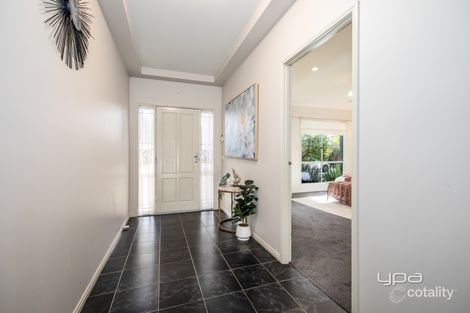 Property photo of 16 Reigate Street Caroline Springs VIC 3023