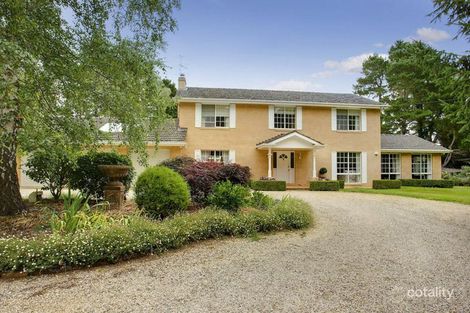 Property photo of 7 Hurlingham Avenue Burradoo NSW 2576