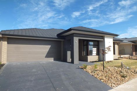 Property photo of 48 Shipwright Parade Werribee VIC 3030