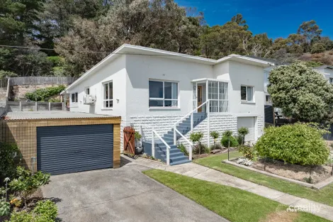 Property photo of 13 Saundridge Road Cooee TAS 7320