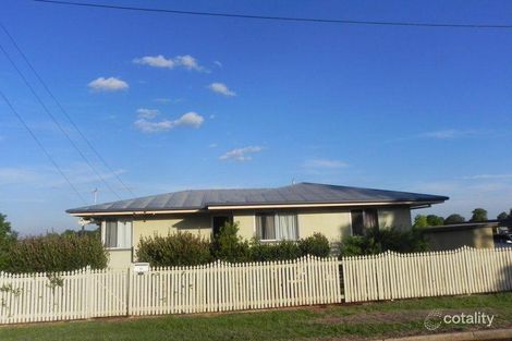 Property photo of 10 McMahon Crescent Newtown QLD 4350