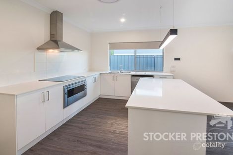 Property photo of 6 Keen Chase Dunsborough WA 6281