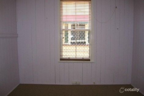 Property photo of 52 Lockerbie Street Kangaroo Point QLD 4169