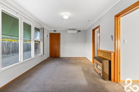 Property photo of 2/122 Edwardes Street Reservoir VIC 3073