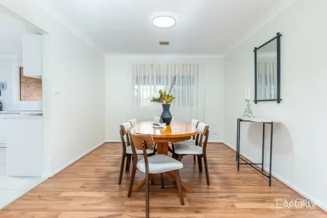 Property photo of 28 Kinaldy Crescent Kellyville NSW 2155