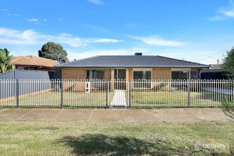 21 Moodie St, Melton South, VIC 3338