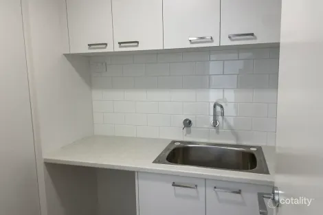 Property photo of 18 Nova Walk Mount Duneed VIC 3217