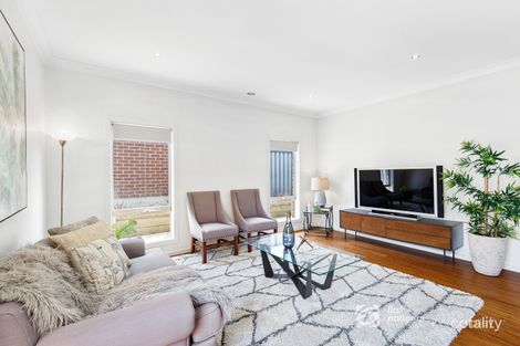 Property photo of 34 Muzzlewood Way Wollert VIC 3750
