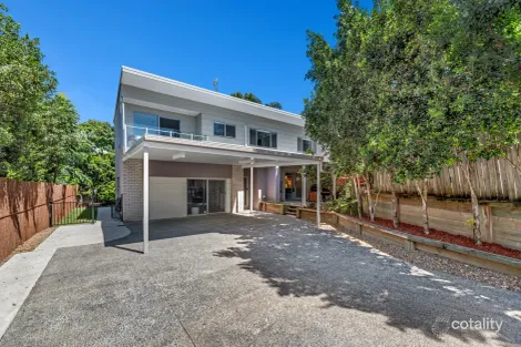 32 Pilliga St, Southport, QLD 4215