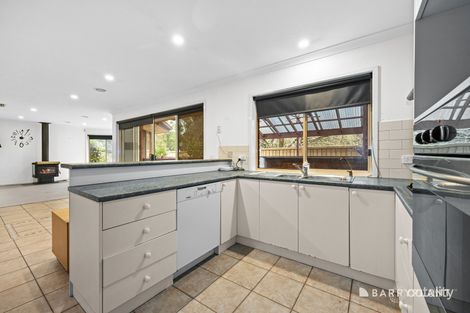 Property photo of 4 Glenbrook Close Mooroolbark VIC 3138