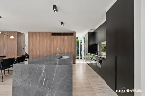 Property photo of 104 Captain Cook Crescent Narrabundah ACT 2604