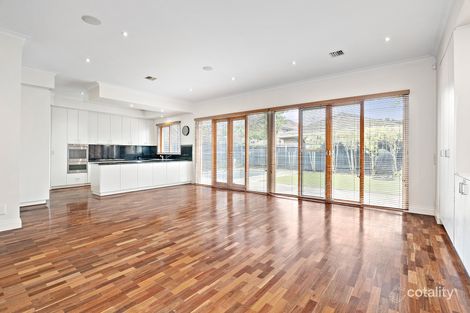 Property photo of 33 Kent Grove Caulfield North VIC 3161
