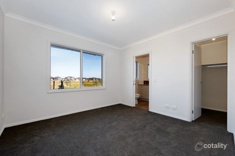 Property photo of 1 Ungara Drive Werribee VIC 3030