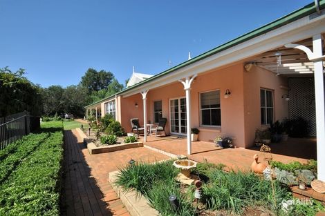 Property photo of 17 Renshaw Drive Dubbo NSW 2830