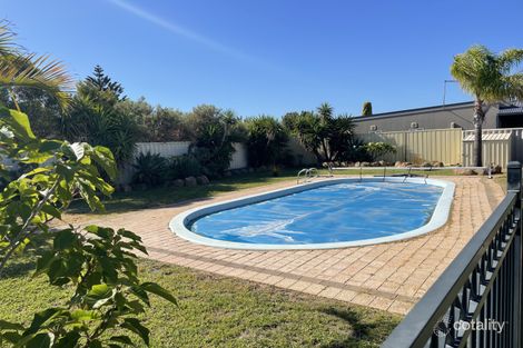 Property photo of 58 Venturi Drive Ocean Reef WA 6027
