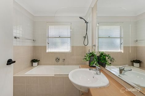 Property photo of 160 Easthill Drive Robina QLD 4226