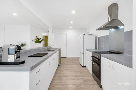 Property photo of 3 Shandon Drive Hillbank SA 5112