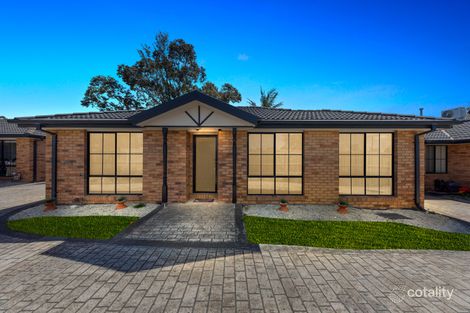 Property photo of 2/15 Mill Street Pakenham VIC 3810
