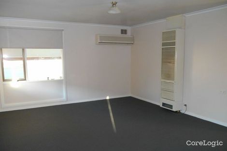 Property photo of 17 Warren Place Mount Austin NSW 2650