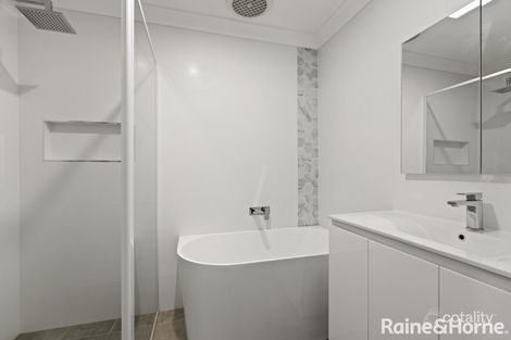 Property photo of 8/24 York Street Point Frederick NSW 2250