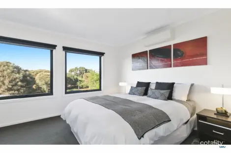 Property photo of 5 Links Drive Torquay VIC 3228