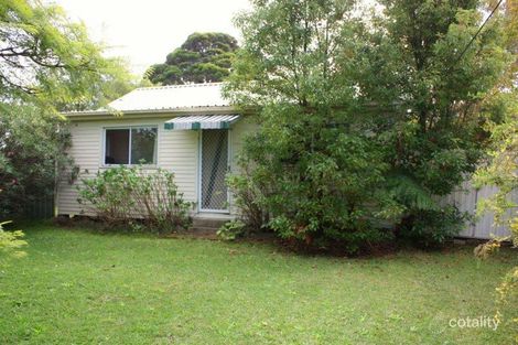 Property photo of 28 Endeavour Road Georges Hall NSW 2198