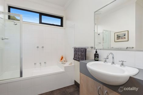 Property photo of 9 Eurythmic Street Mordialloc VIC 3195