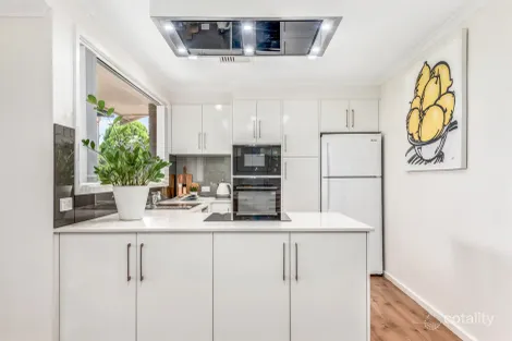 Property photo of 12 Haven Road Aberfoyle Park SA 5159