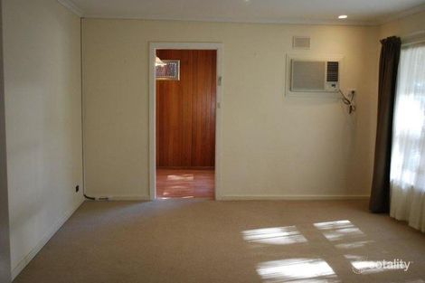 Property photo of 14 Richard Avenue Hackham SA 5163