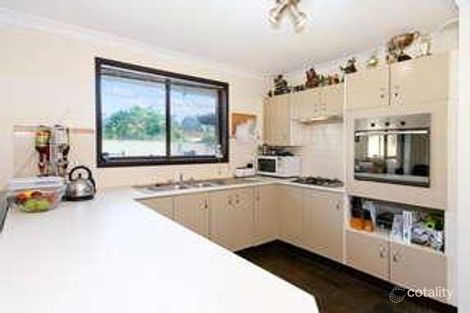 Property photo of 28 Coonawarra Drive St Clair NSW 2759