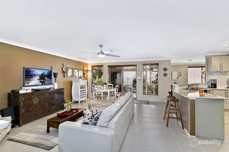 Property photo of 56 Waterside Drive Woongarrah NSW 2259
