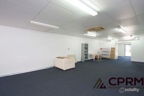 Property photo of 4 Fourth Avenue Sandgate QLD 4017