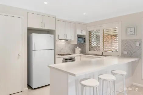 Property photo of 48 Roghan Road Boondall QLD 4034