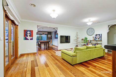 2 Dunmore Cl, Langwarrin, VIC 3910