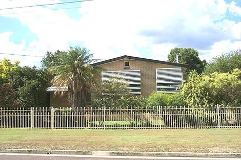 10 Chester St, Brassall, QLD 4305