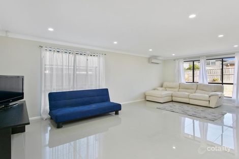Property photo of 27 Downing Way Gledswood Hills NSW 2557