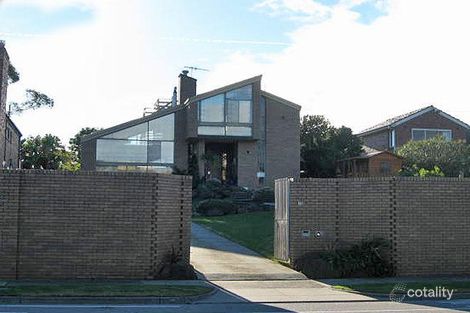 15 Beach Rd, Beaumaris, VIC 3193