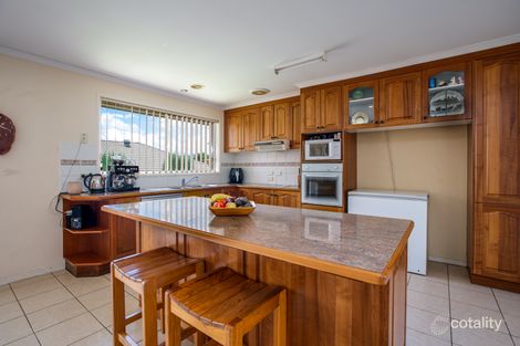 Property photo of 21 Whernside Drive Wodonga VIC 3690