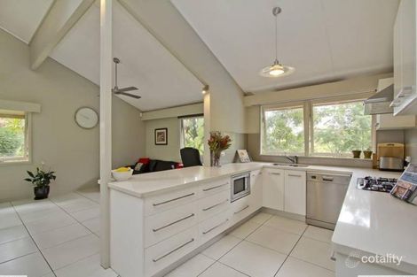 Property photo of 226 Heeb Street Benowa QLD 4217