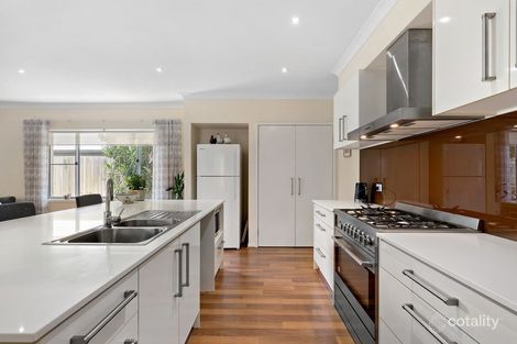 31 Troon St, North Lakes, QLD 4509