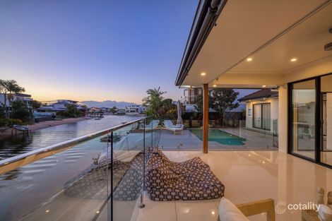 Property photo of 5 Crest View Key Broadbeach Waters QLD 4218
