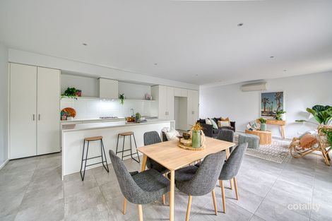 Property photo of 25 Willowdene Way Berwick VIC 3806