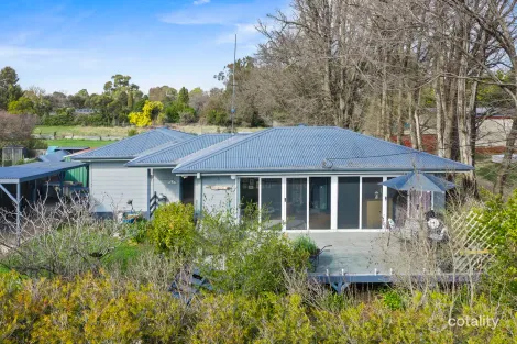 Property photo of 17 Rutledge Street Bungendore NSW 2621