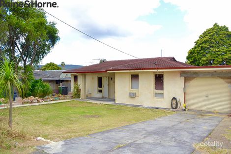 19 Waratah Dr, Camillo, WA 6111