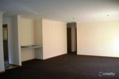 Property photo of 3/4 Carisbrooke Close Bomaderry NSW 2541