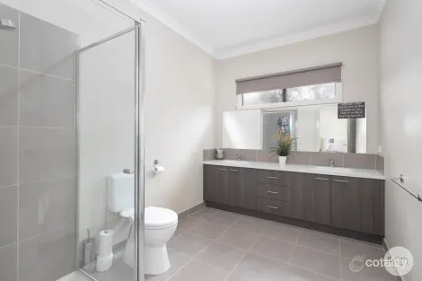 Property photo of 8 Lucia Crescent Mount Clear VIC 3350