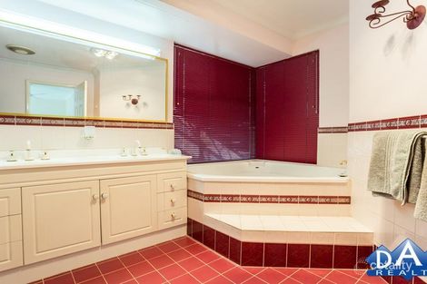 Property photo of 9 Leschenault Parade Leschenault WA 6233