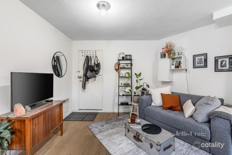 Property photo of 2/58 Templestowe Road Bulleen VIC 3105